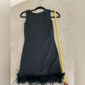 Us 2/4 Topshop boutique black bodycon mini with feather trim and scoop back
